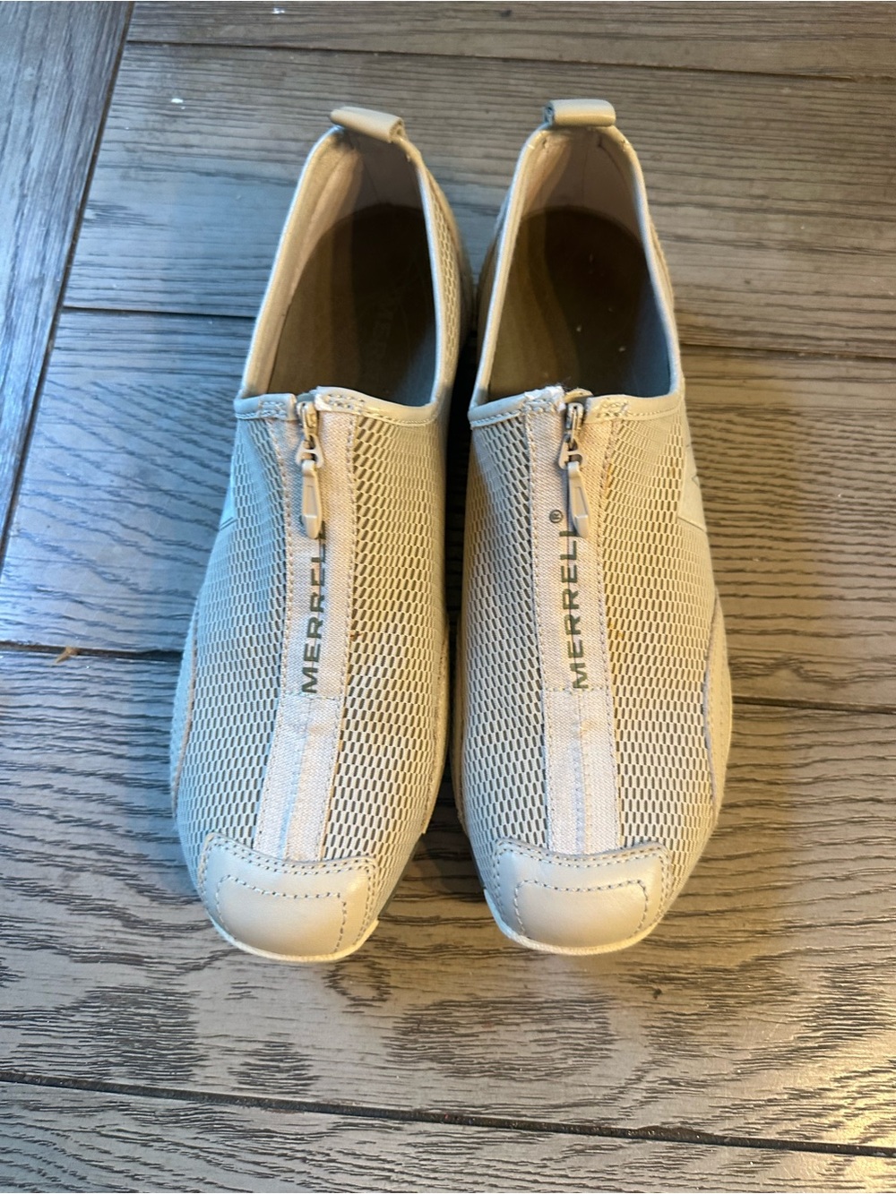 Women's Beige Mesh Zip Slip-On Sneakers